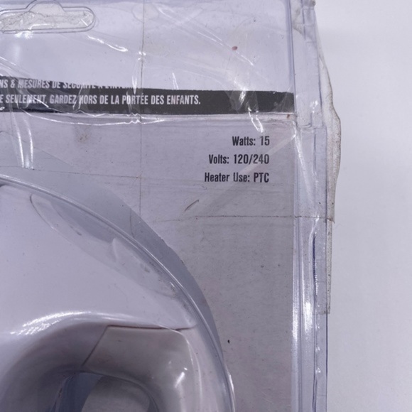 Mini Electric Iron (1pc) White ,120-Volt, 15-Watt, 4” High - Picture 3 of 6